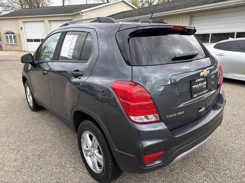 Used 2021 Chevrolet Trax LT AWD/4WD image 7