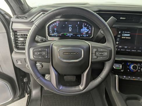 Used 2025 GMC Sierra 3500 Denali Ultimate AWD/4WD image 13