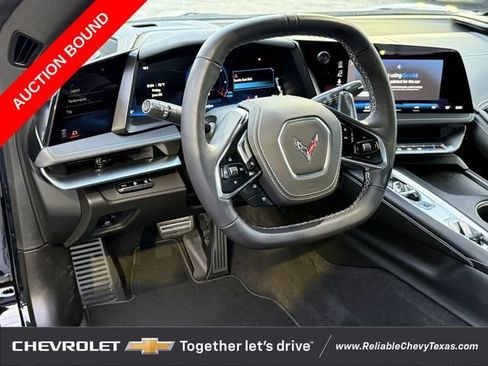 Used 2026 Chevrolet Corvette Stingray Coupe w/ 1LT RWD image 12