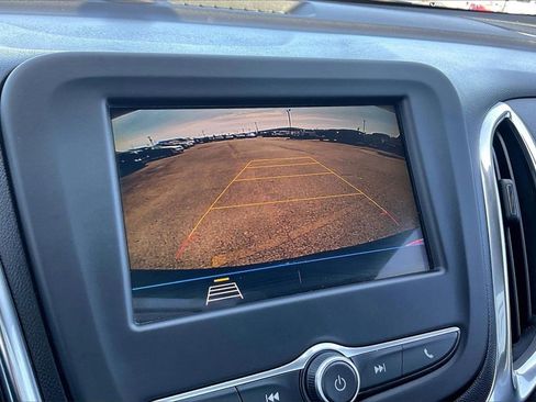 Used 2019 Chevrolet Equinox LT image 13