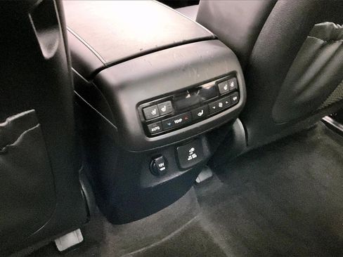 Certified 2022 Hyundai Palisade Calligraphy image 25