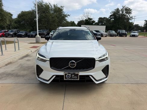 Certified 2026 Volvo XC60 B5 Plus AWD/4WD image 8