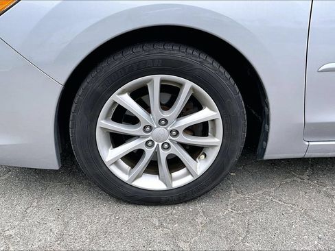 Used 2013 Subaru Impreza 2.0i Premium AWD/4WD image 8