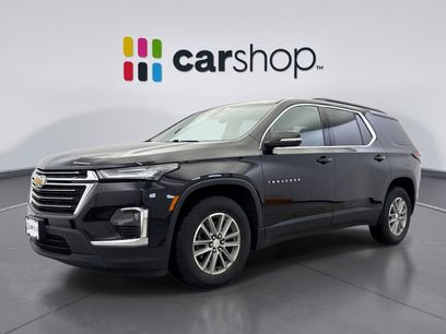 Used 2023 Chevrolet Traverse LT