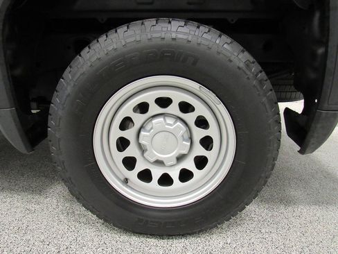 Used 2024 GMC Sierra 1500 Pro w/ Pro Value Package AWD/4WD image 11