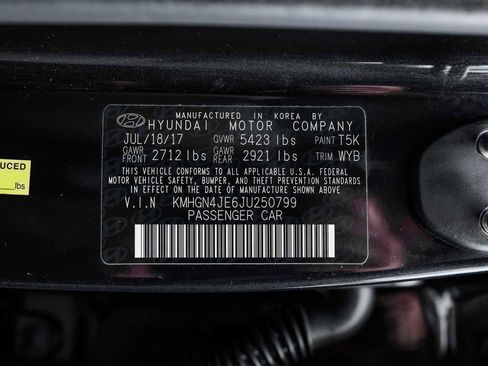 Used 2018 Genesis G80 3.8 w/ Option Group 02 image 28