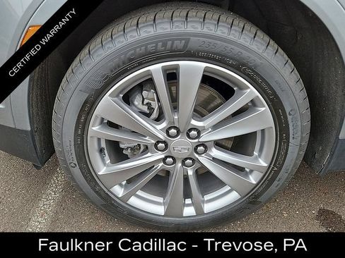 Certified 2023 Cadillac XT5 Premium Luxury FWD image 9