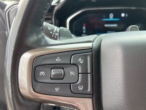 Used 2023 Chevrolet Silverado 1500 High Country w/ Technology Package AWD/4WD image 19