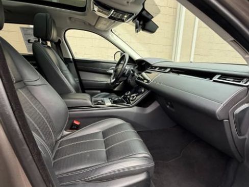 Used 2018 Land Rover Range Rover Velar AWD/4WD image 14