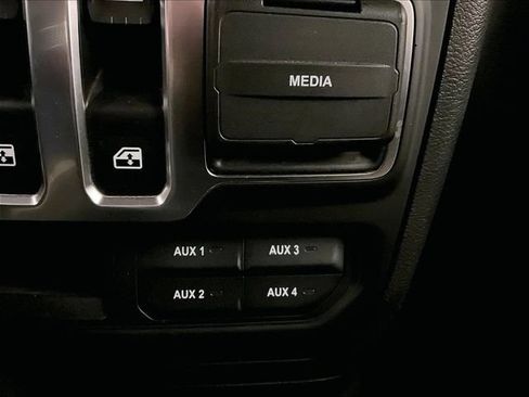 Used 2023 Jeep Wrangler Sport AWD/4WD image 31
