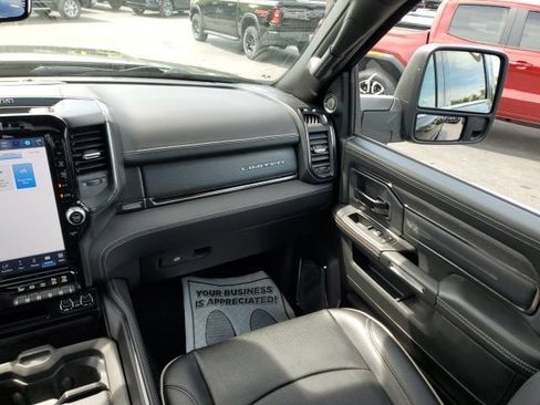Used 2024 RAM 2500 Limited AWD/4WD image 16