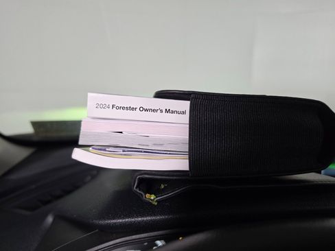 Certified 2024 Subaru Forester Limited image 38