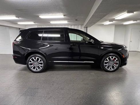 Certified 2024 Cadillac XT6 Sport w/ Platinum Package AWD/4WD image 6