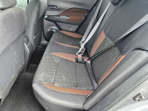Used 2024 Nissan Kicks SR FWD image 17