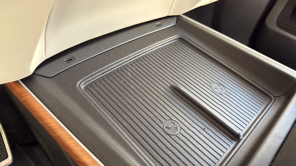 Certified 2026 Cadillac Vistiq Sport w/ LPO, Floor Liner Package AWD/4WD image 44
