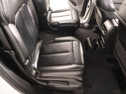 Used 2023 Jeep Grand Cherokee L Limited image 16