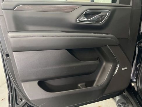 Used 2024 Chevrolet Tahoe Z71 w/ Z71 Off-Road Package image 9