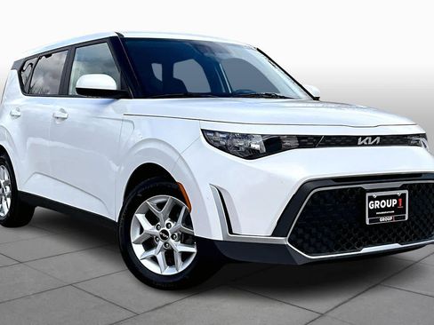 Used 2019 Kia Forte LXS image 3