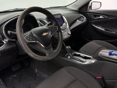 Used 2020 Chevrolet Malibu LT FWD image 8