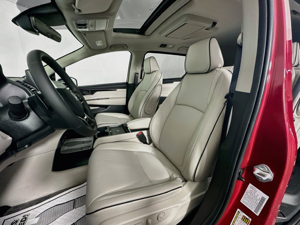 New 2027 Honda Odyssey Touring image 21