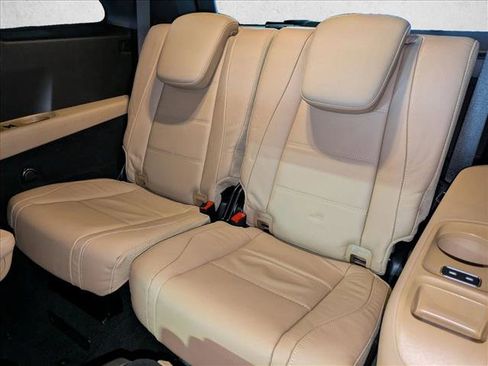 New 2026 Mercedes-Benz GLS 580 4MATIC image 19