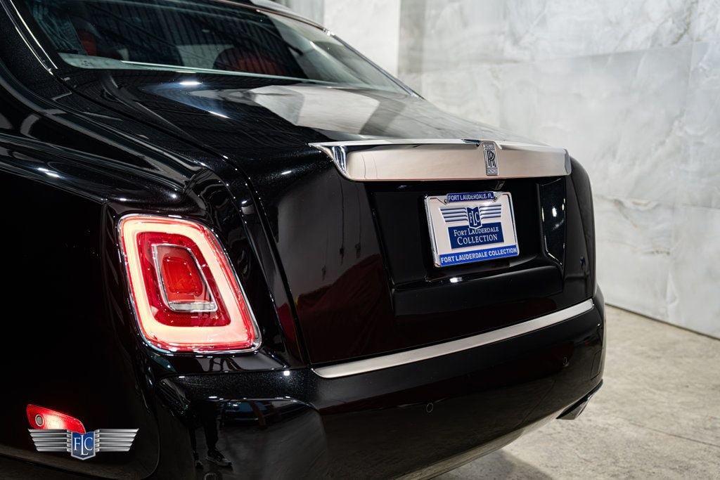 Used 2020 Rolls-Royce Phantom Extended Wheelbase RWD image 38