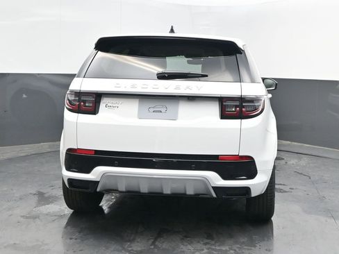 Used 2025 Land Rover Discovery Sport S image 6