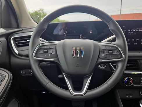 Used 2025 Buick Encore GX Preferred FWD image 11