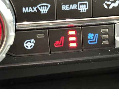 Used 2023 Ford F150 Lariat w/ Equipment Group 502A High image 19