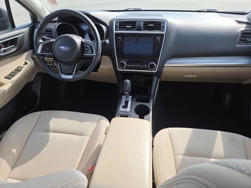 Used 2018 Subaru Outback 2.5i Premium image 24
