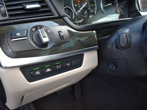 Used 2015 BMW 550i Sedan image 44