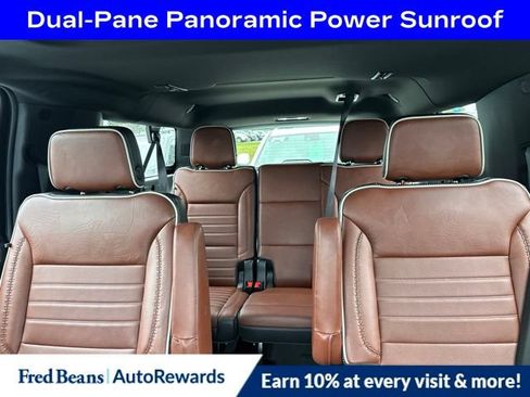 Used 2023 GMC Yukon XL Denali Ultimate AWD/4WD image 7