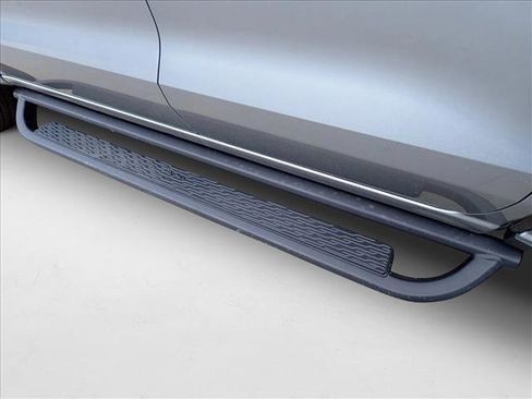 New 2025 Chevrolet Colorado LT w/ LT Convenience Package image 8