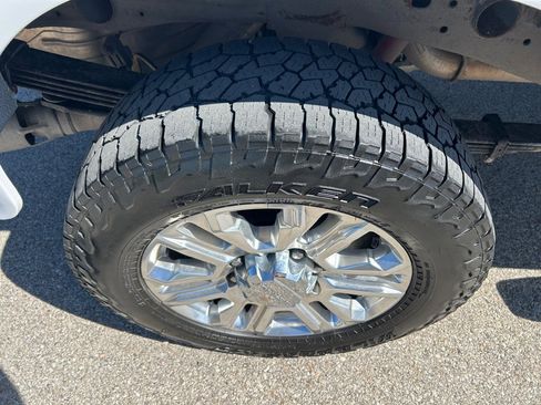 Used 2022 GMC Sierra 2500 Denali AWD/4WD image 23