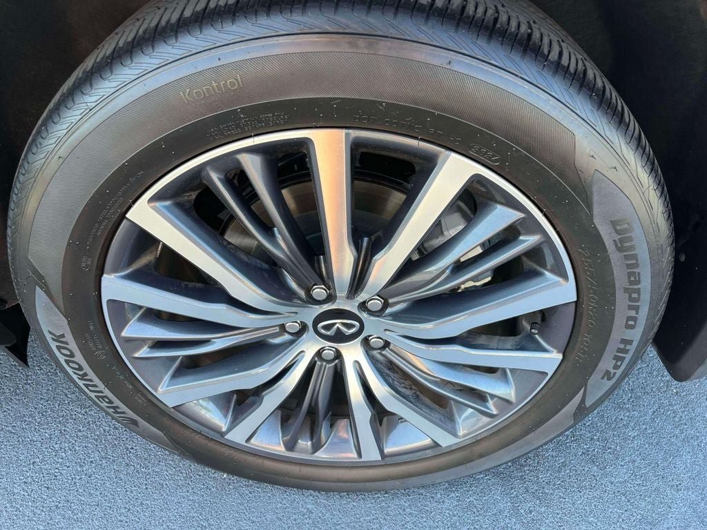 Used 2025 INFINITI QX60 Sensory w/ Vision Package AWD/4WD image 11