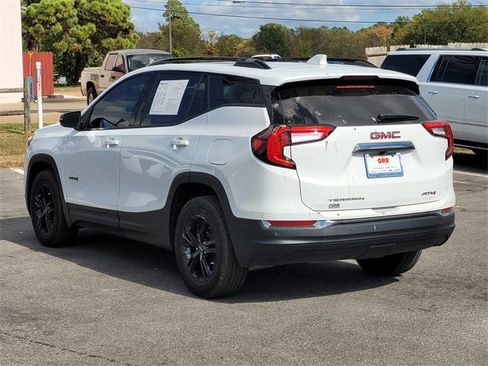 Used 2024 GMC Terrain AT4 image 6