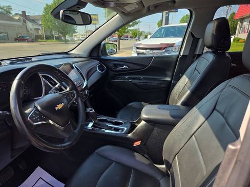 Used 2019 Chevrolet Equinox Premier w/ Premier True North Edition AWD/4WD image 9