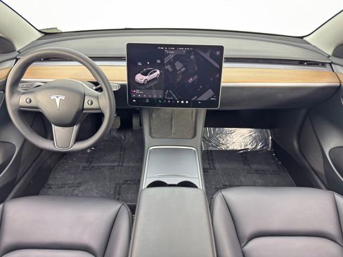 Used 2023 Tesla Model 3 Standard Range image 13