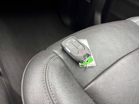 Used 2021 GMC Sierra 1500 SLT w/ SLT Premium Plus Package image 30