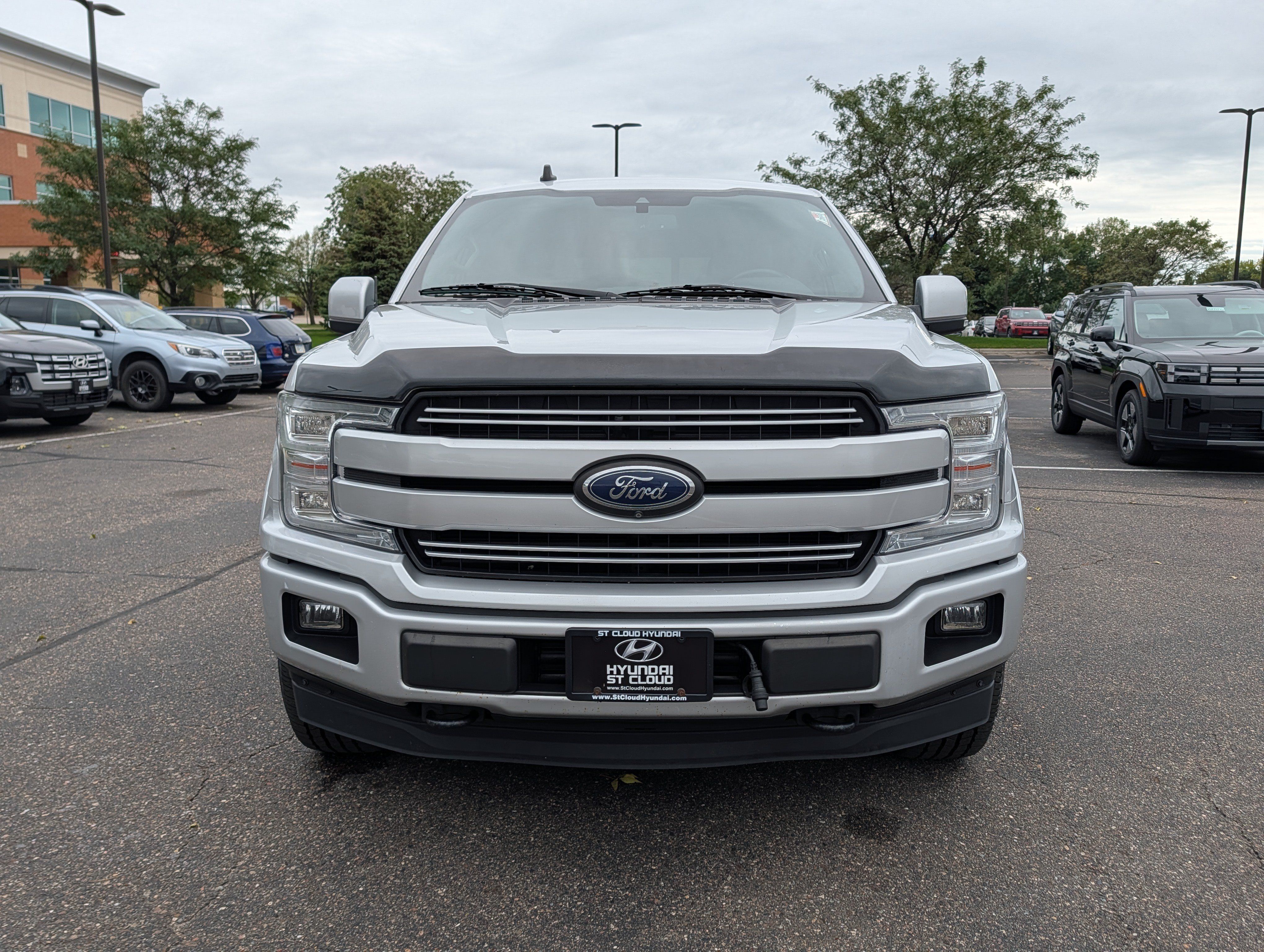 Used 2019 Ford F150 Lariat w/ Equipment Group 502A Luxury AWD/4WD image 8