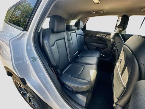 Certified 2024 Kia Sportage EX FWD image 26
