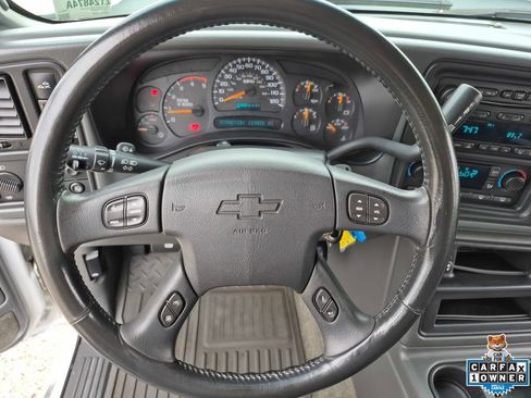 Used 2005 Chevrolet Silverado 3500 4x4 Crew Cab image 11