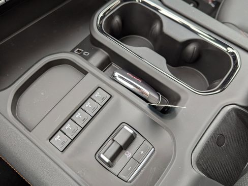 New 2026 GMC Sierra 2500 AT4 w/ AT4 Premium Plus Package image 15