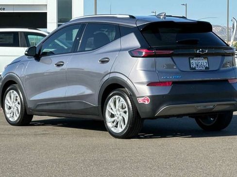 Used 2023 Chevrolet Bolt EUV LT w/ Driver Confidence Package image 6