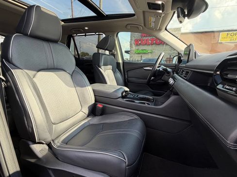 Used 2023 Honda Pilot Elite image 36