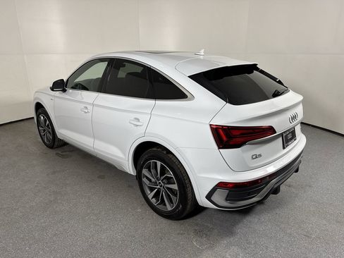 Used 2023 Audi Q5 2.0T Premium Plus w/ Premium Plus Package image 7