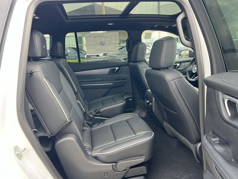 New 2026 Buick Enclave Sport Touring w/ Power Package FWD image 34
