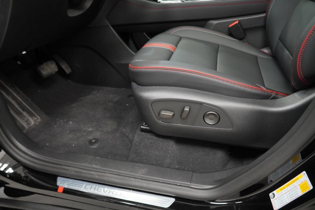 New 2027 Chevrolet Traverse RS AWD/4WD image 24