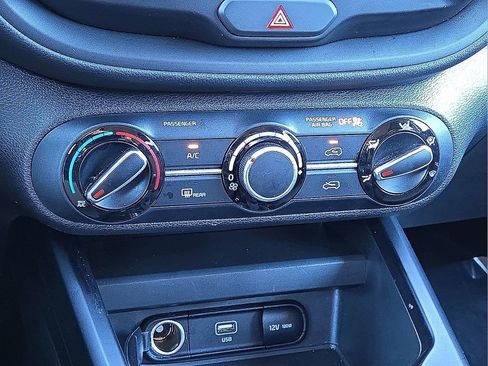 Used 2024 Kia Soul LX w/ Option Group 015 image 27