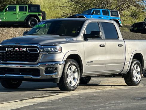 Used 2025 RAM 1500 Big Horn image 9